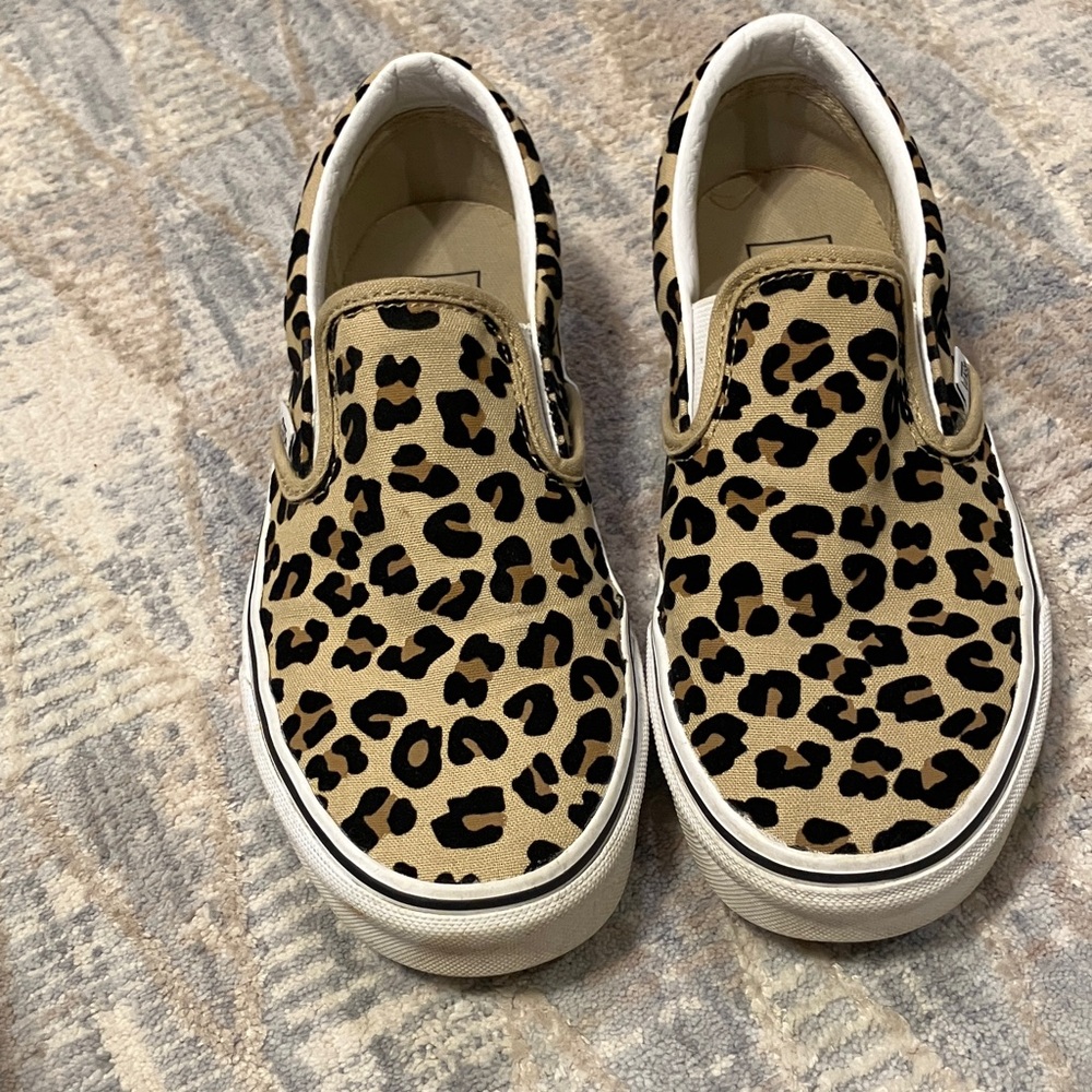 Vans Leopard Print  Slip-On Shoes